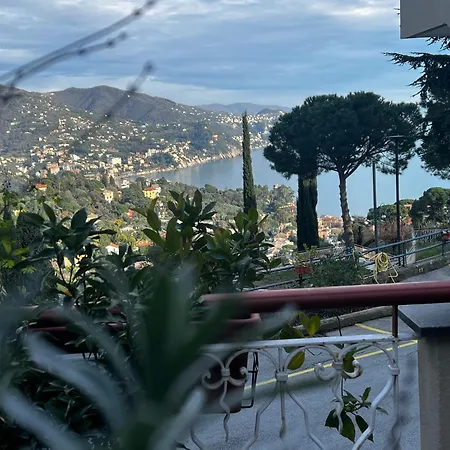 Alba Sul Mare ラッパロ