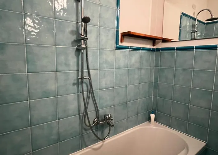 Alba Sul Mare 아파트 *